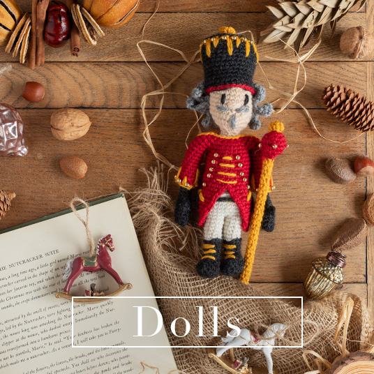 dolls mini nutcracker christmas beaded crochet pattern